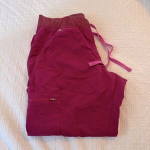 Zamora Figs Joggers Women’s petite- L